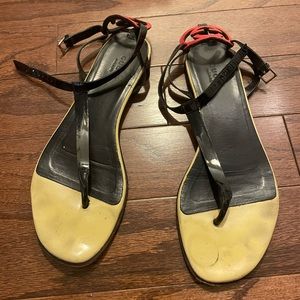 Gucci G thong sandals